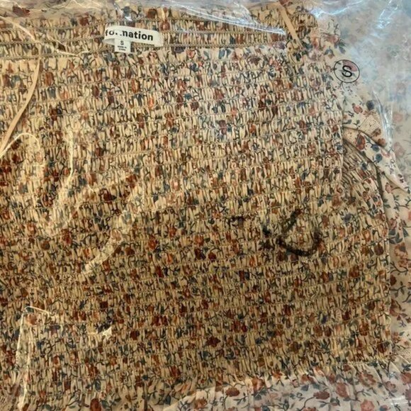 Reformation Roland Top - Fairy  size XS  Clearance - Picture 6 of 7